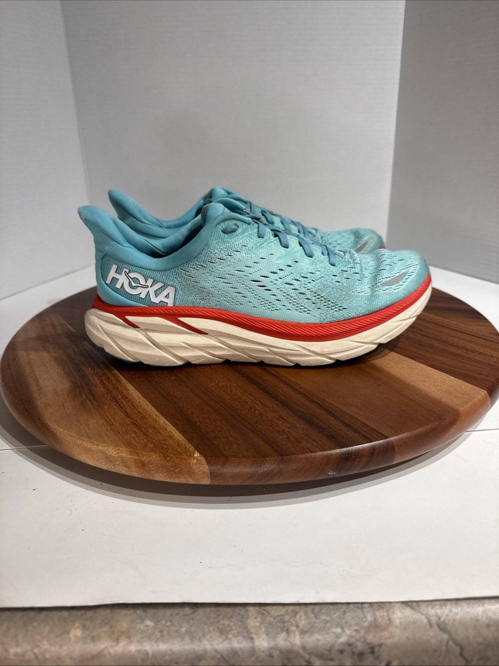 Hoka One One Clifton 8 Teal Red Women’s Size 9B (1119394)